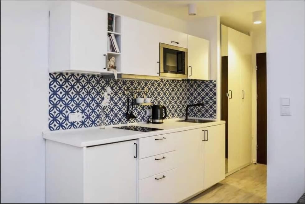 Apartamenty Centrum Варшава Экстерьер фото