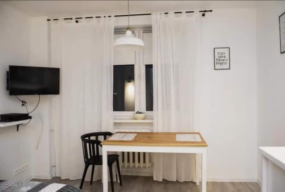 Apartamenty Centrum Варшава Экстерьер фото
